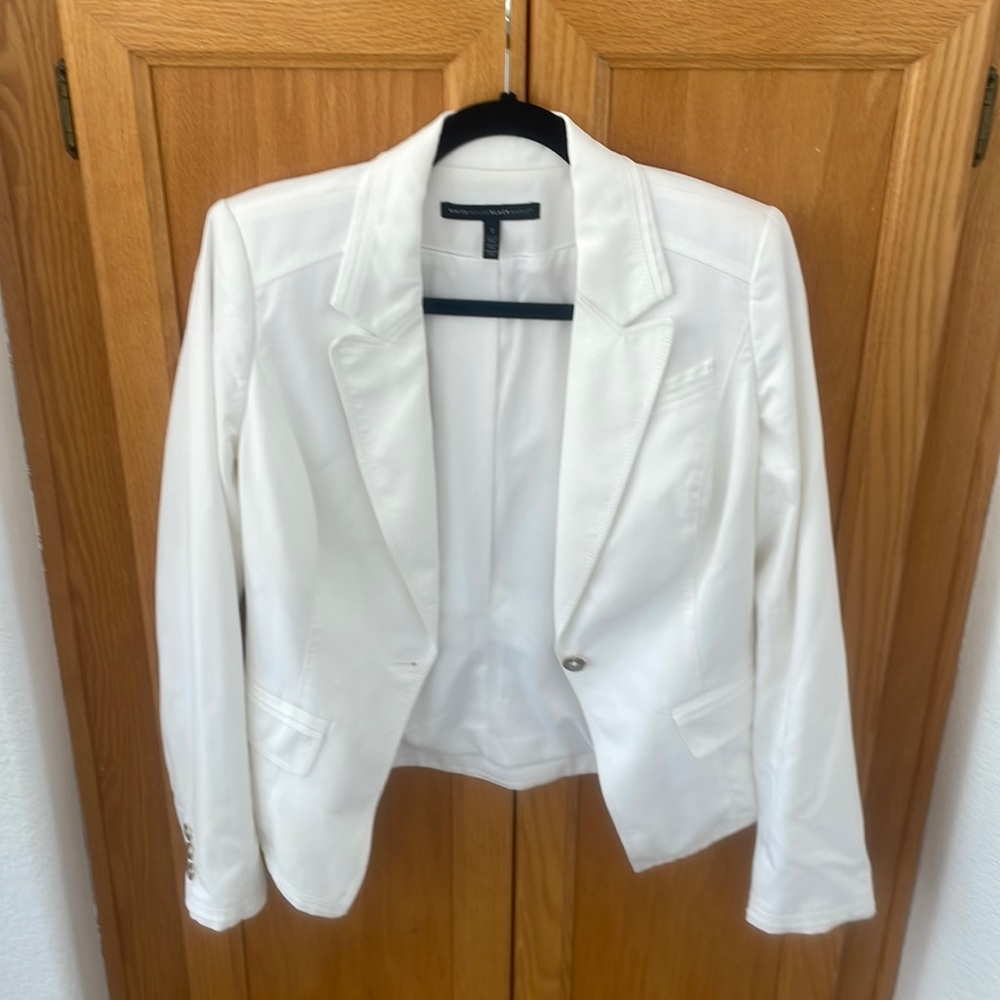White beautiful lined linen jacket
